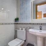 Parellades By Hello Homes * Сіджас