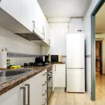 Parellades By Hello Homes Сіджас