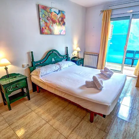 Parellades By Hello Homes Apartment